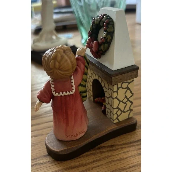 Anri Sarah Kay First Christmas Wood Figurine #290/500 Fireplace